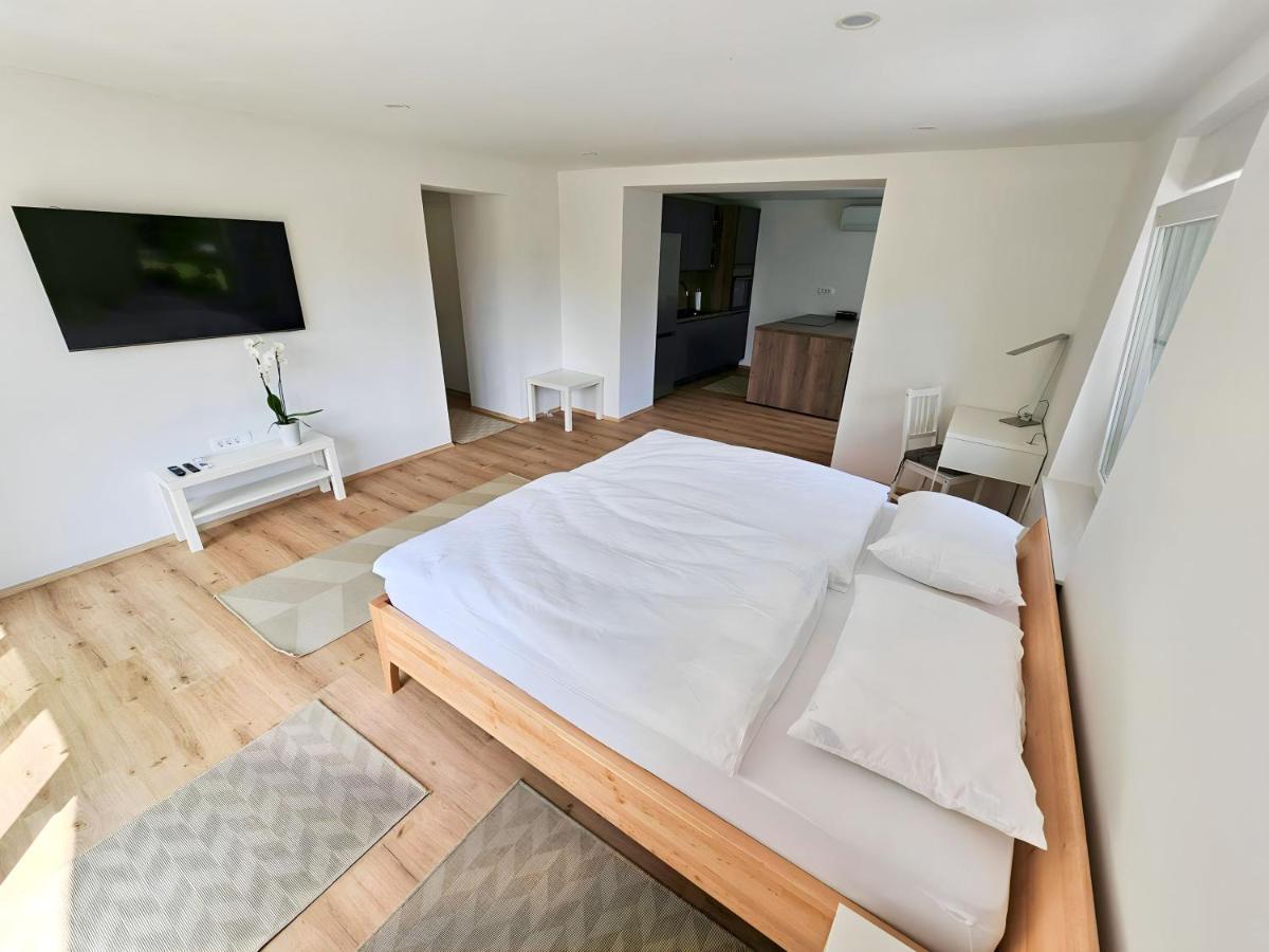 Charming Bella Hideout - Adults Only Appartement Jesenice Buitenkant foto