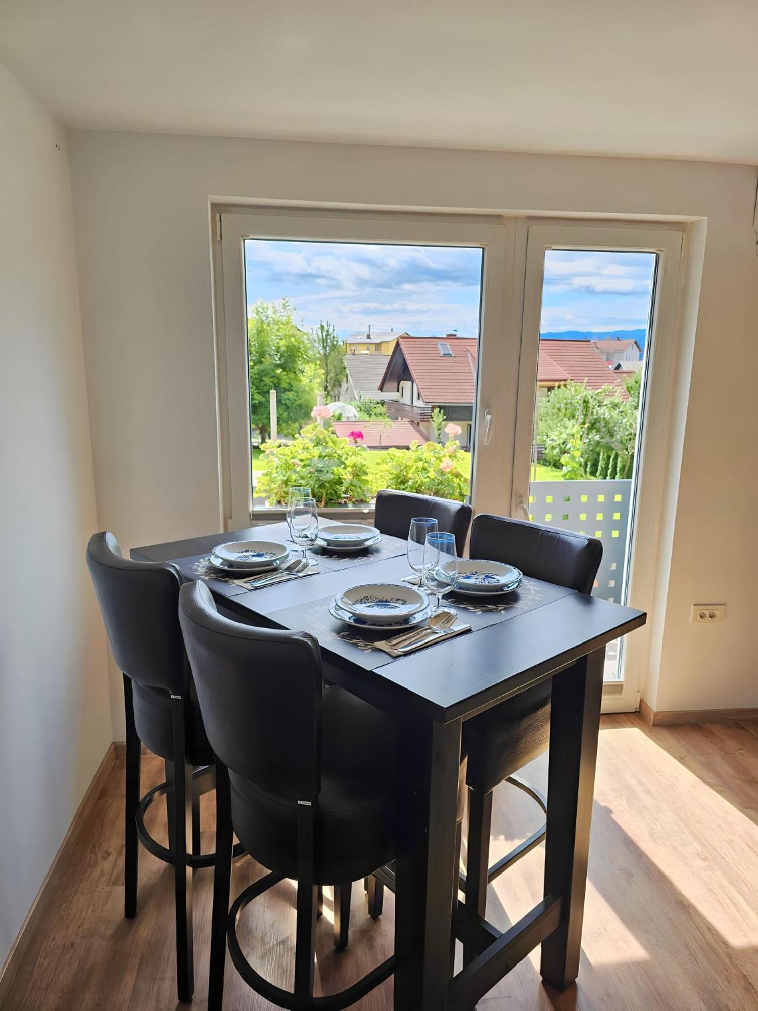 Charming Bella Hideout - Adults Only Appartement Jesenice Buitenkant foto
